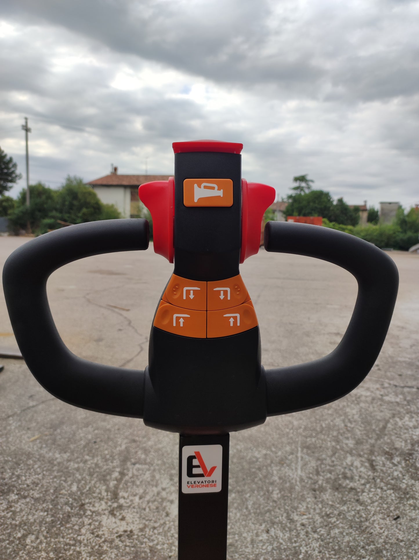 Transpallet elettrico PT20