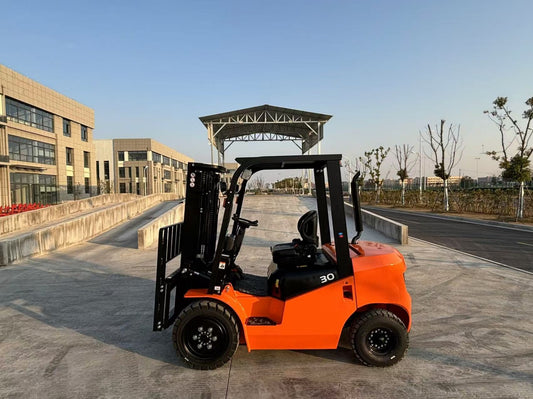 Carrello Elevatore CPD 30 a Gasolio